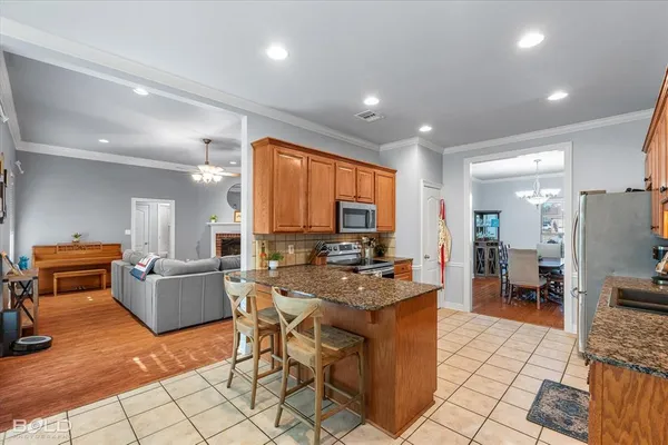 $327,500 | 122 Augusta Avenue, Benton, LA 71006