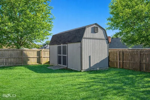 $327,500 | 122 Augusta Avenue, Benton, LA 71006