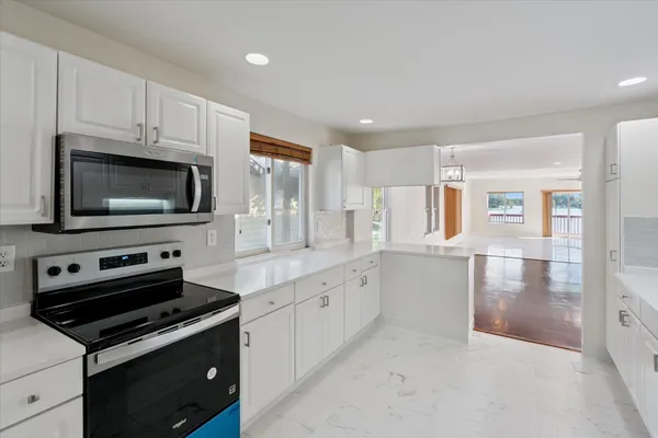 $649,000 | 1 Woodrow Court, Battle Creek, MI 49015
