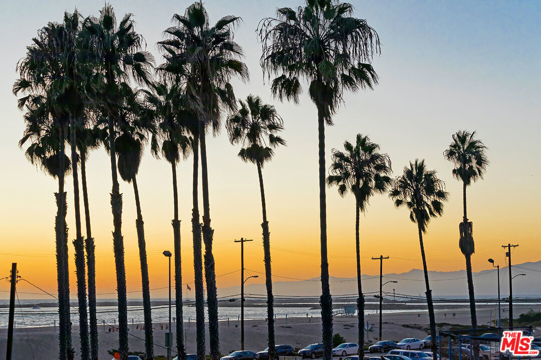 124 Convoy Street Playa del Rey, CA 90293 - Photo 23 of 36