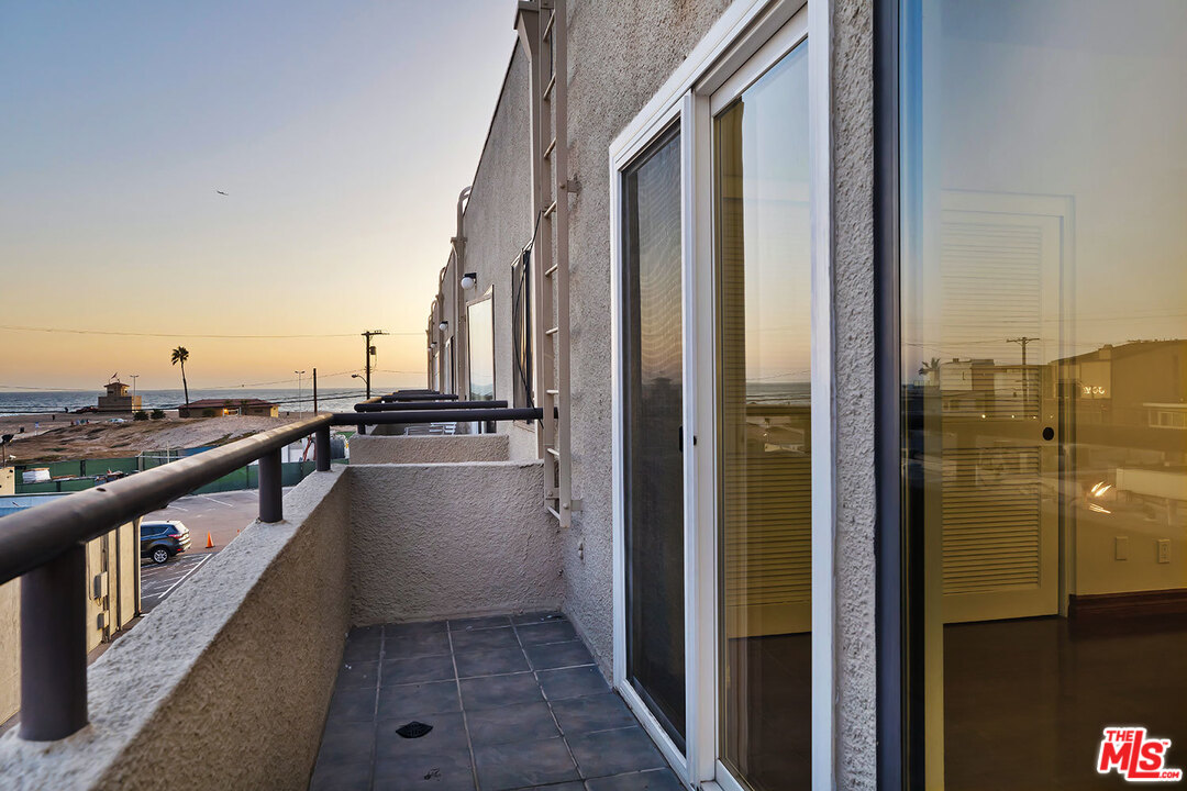 124 Convoy Street Playa del Rey, CA 90293 - Photo 31 of 36