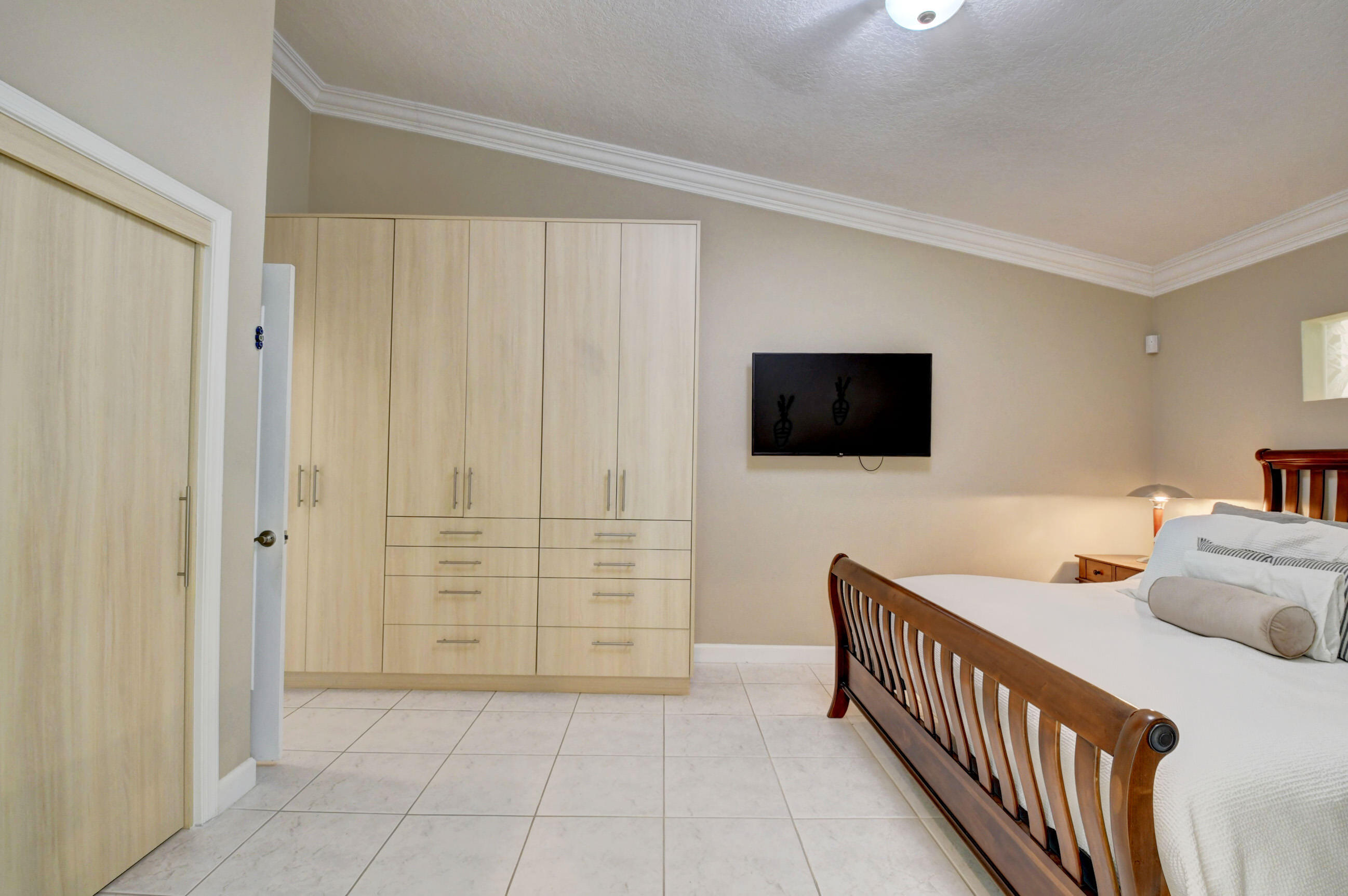 22360 Greentree Circle Boca Raton, FL 33433 - Photo 23 of 51 DSC_1666_67_68_69_70