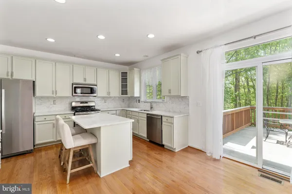 $785,000 | 3542 Sophia Court, Woodbridge, VA 22193