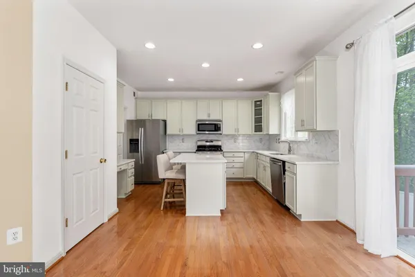 $785,000 | 3542 Sophia Court, Woodbridge, VA 22193