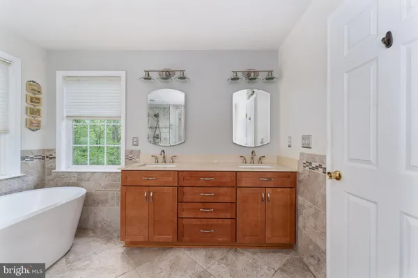 $785,000 | 3542 Sophia Court, Woodbridge, VA 22193