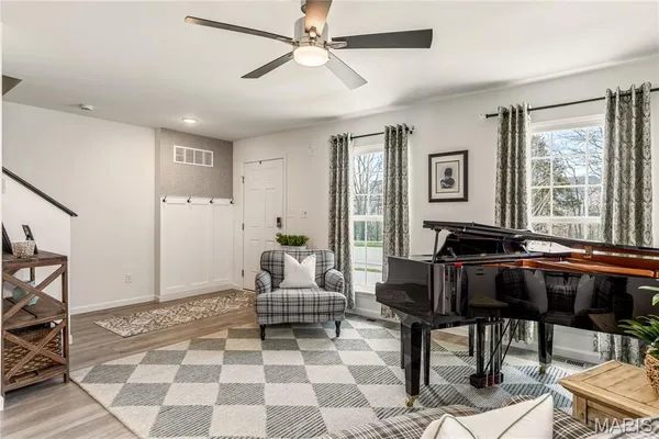 $329,000 | 324 Fall Harvest Parkway, Wentzville, MO 63385
