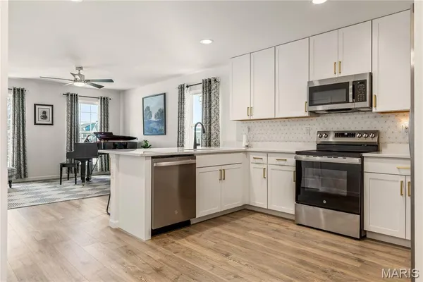 $329,000 | 324 Fall Harvest Parkway, Wentzville, MO 63385