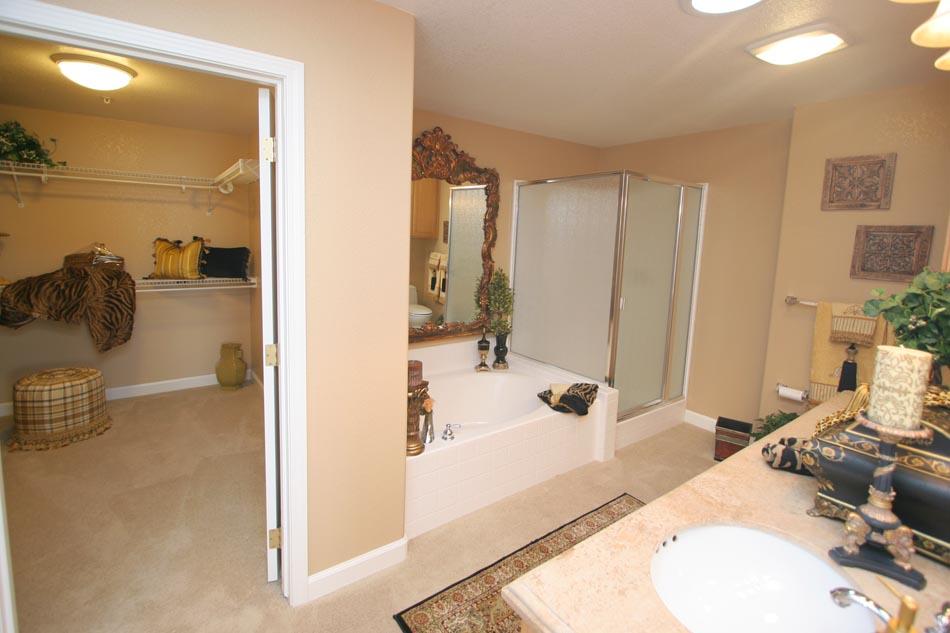 343 Grenoble Road Santa Barbara, CA 93110 - Photo 7 of 15 Master Bath Showing Walk In Closet
