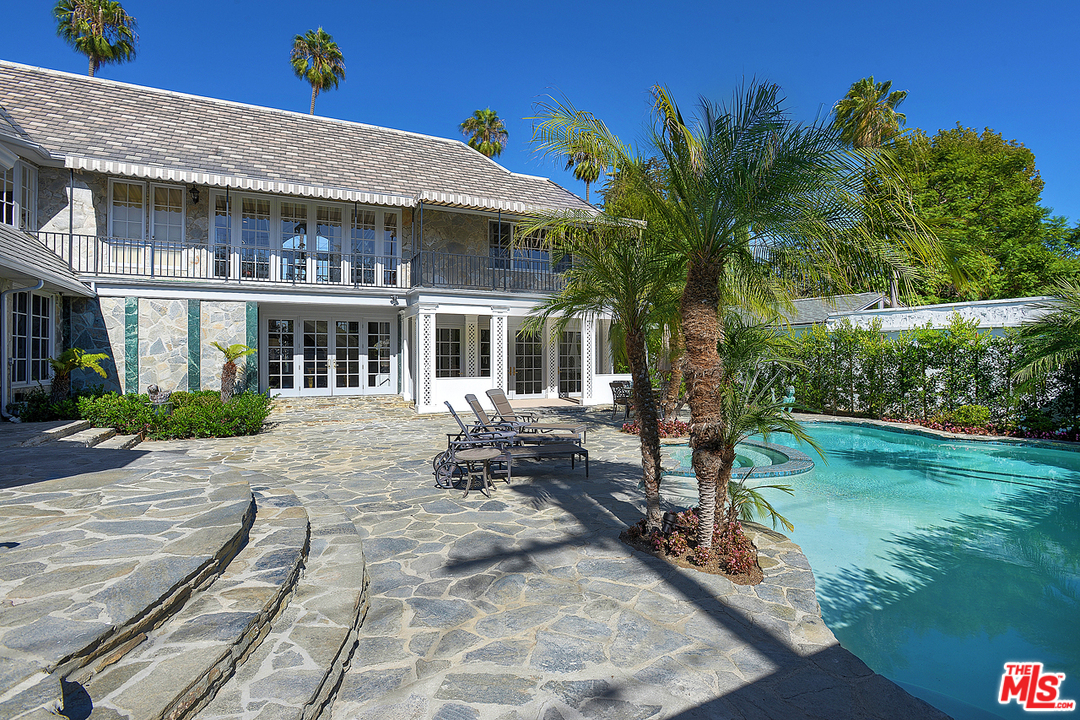 511 Foothill Road Beverly Hills, CA 90210 - Photo 50 of 51