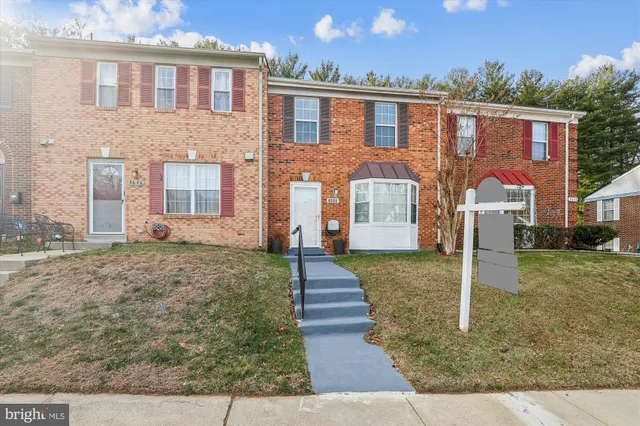 $388,900 | 3608 Felmore Court, Woodbridge, VA 22193