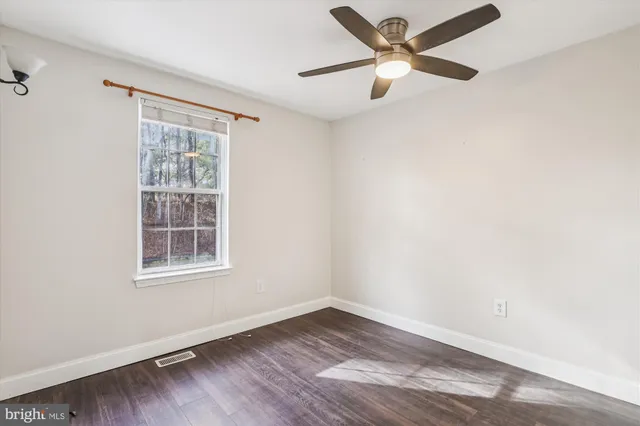 $388,900 | 3608 Felmore Court, Woodbridge, VA 22193