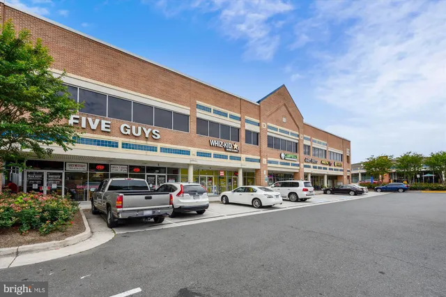 $388,900 | 3608 Felmore Court, Woodbridge, VA 22193