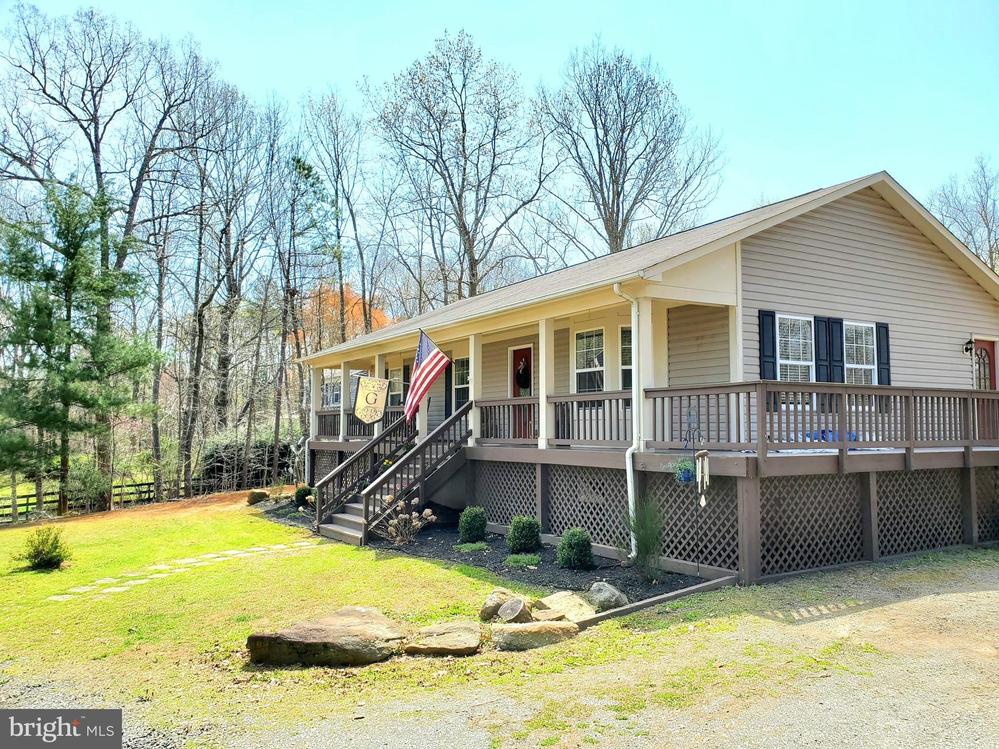 7520 Leeds Manor Road Marshall, VA 20115 - Photo 1 of 38 Gallery Image 1