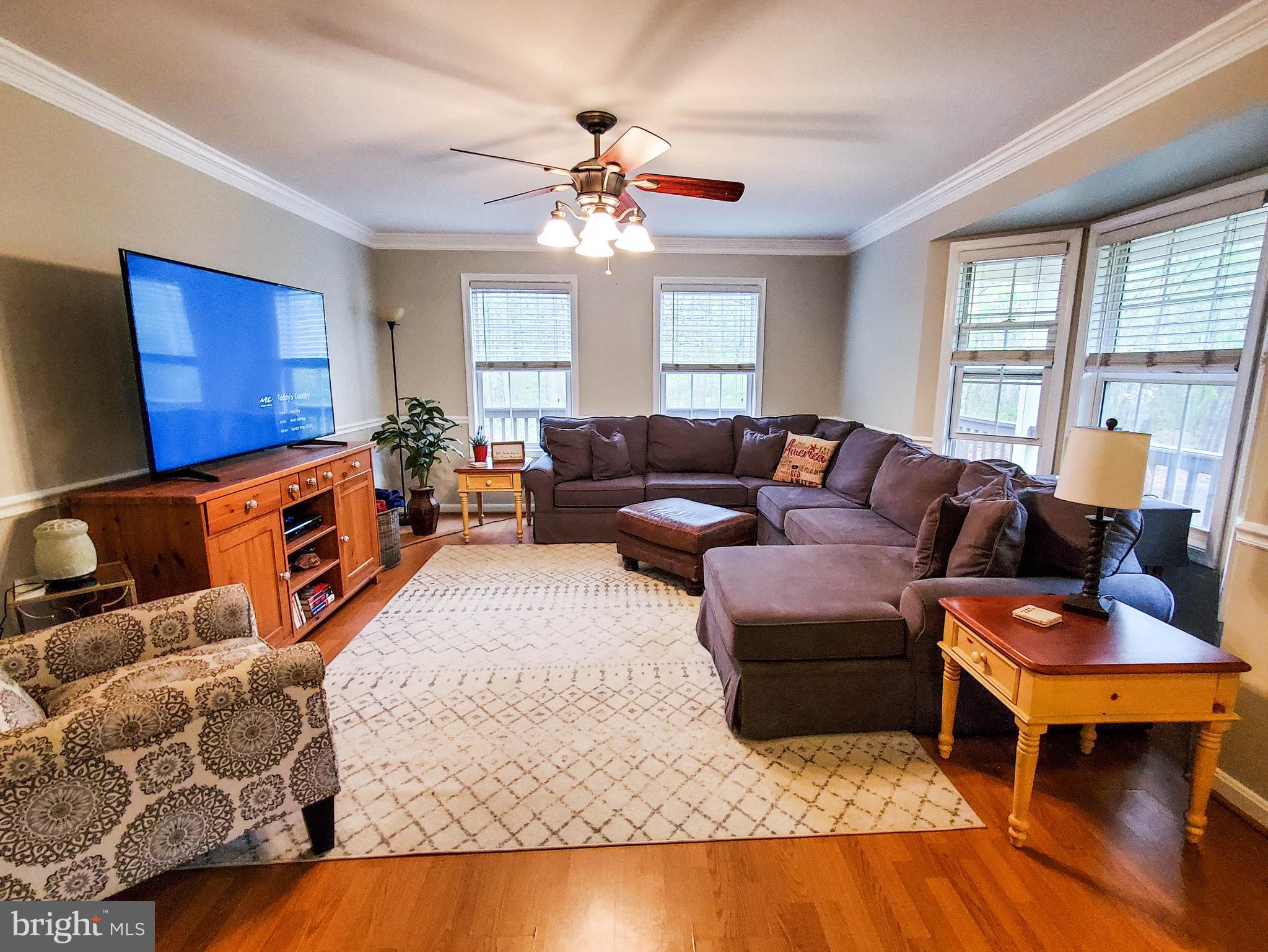 7520 Leeds Manor Road Marshall, VA 20115 - Photo 6 of 38 Gallery Image 6