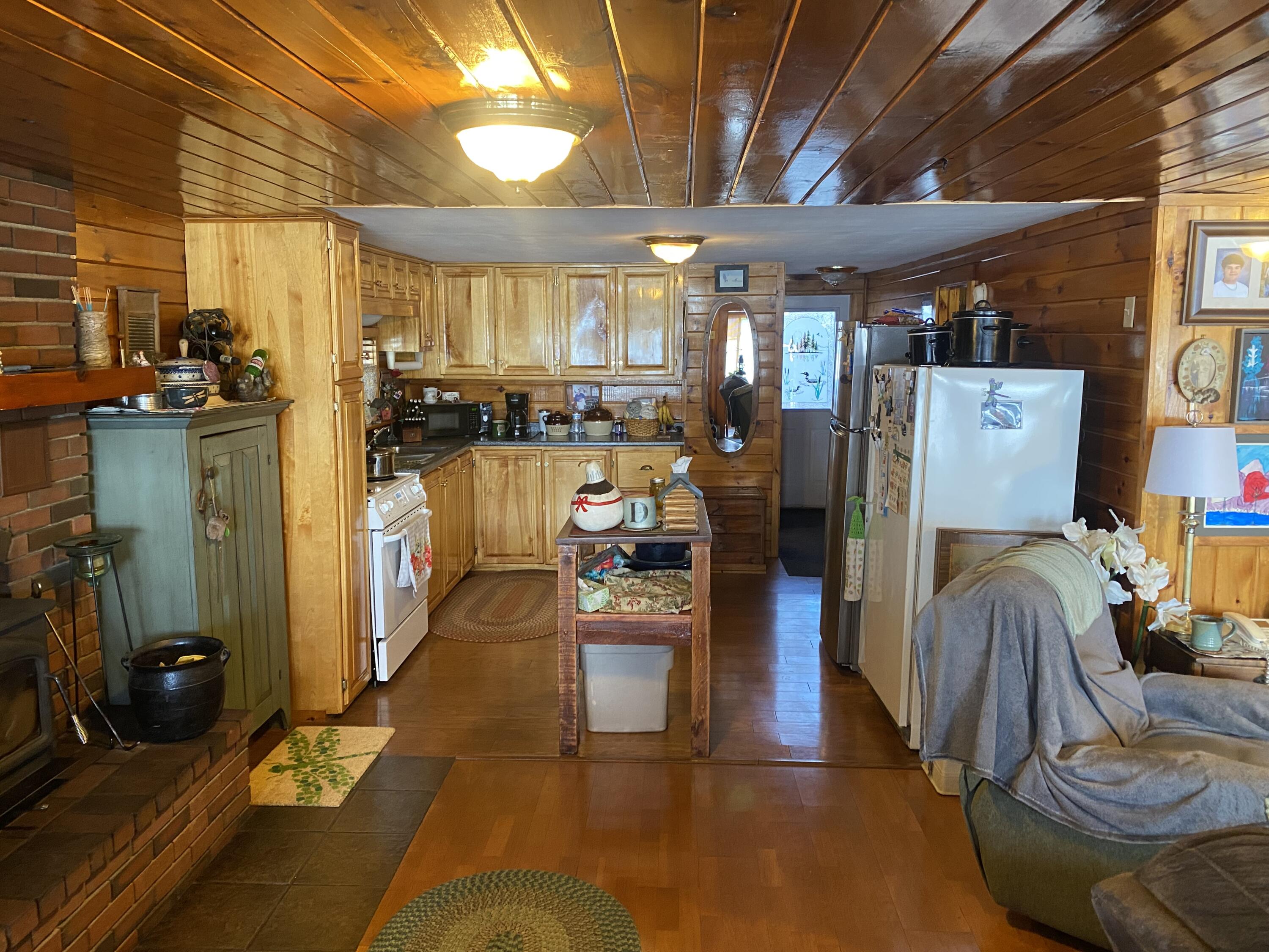 130 Williamson Road Manchester, ME 04351 - Photo 7 of 28 6 Kitchen