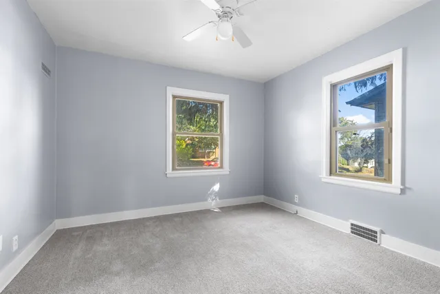 $215,000 | 413 Hollister Avenue, Rockford, IL 61108