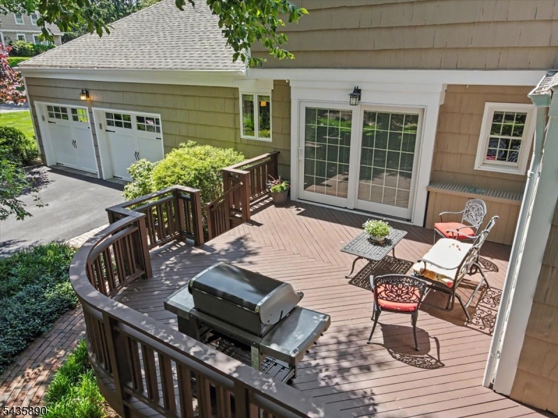 52 Hampton Road Chatham, NJ 07928 - Photo 26 of 34