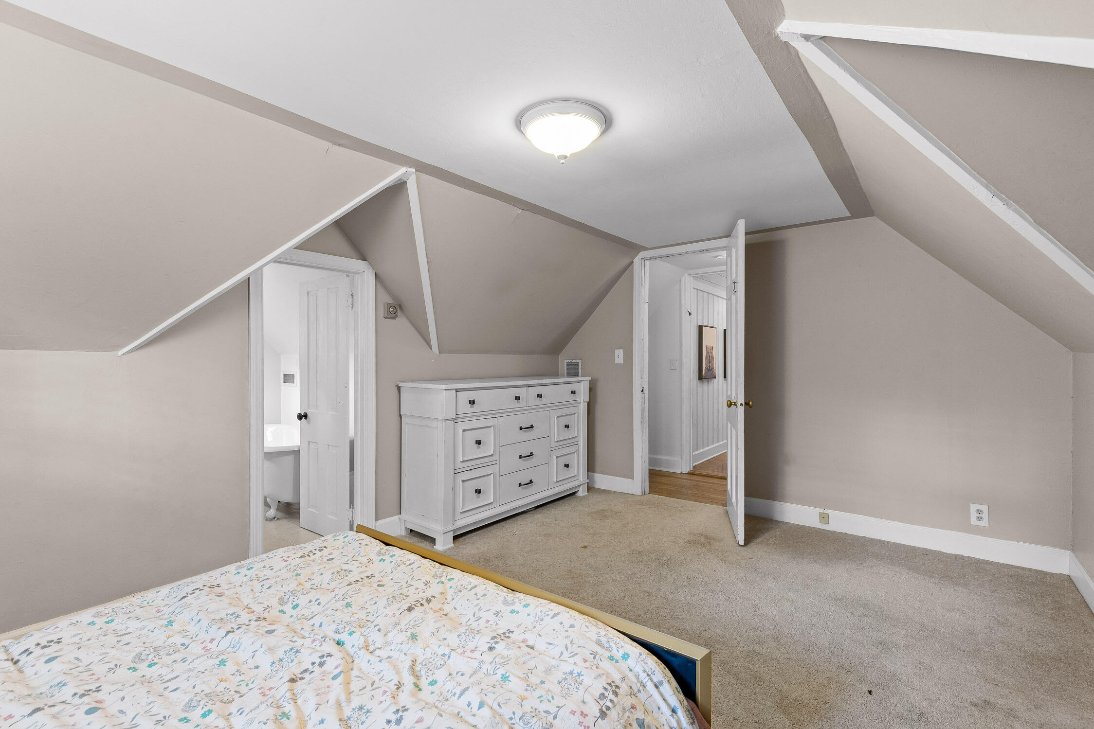 1300 Elfin Road Lookout Mountain, GA 30750 - Photo 30 of 52 Elfin-37