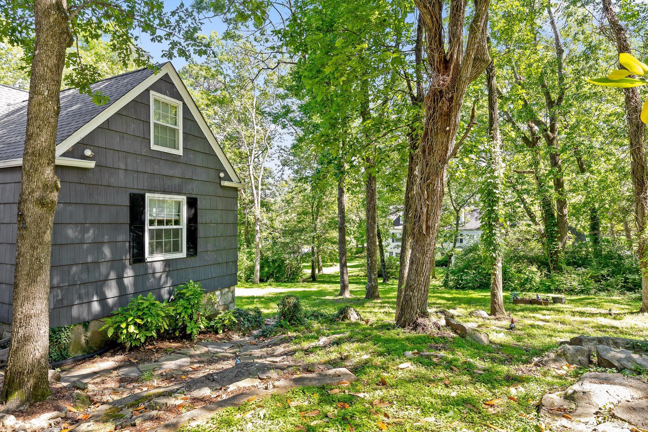 1300 Elfin Road Lookout Mountain, GA 30750 - Photo 45 of 52 04-Elfin-4