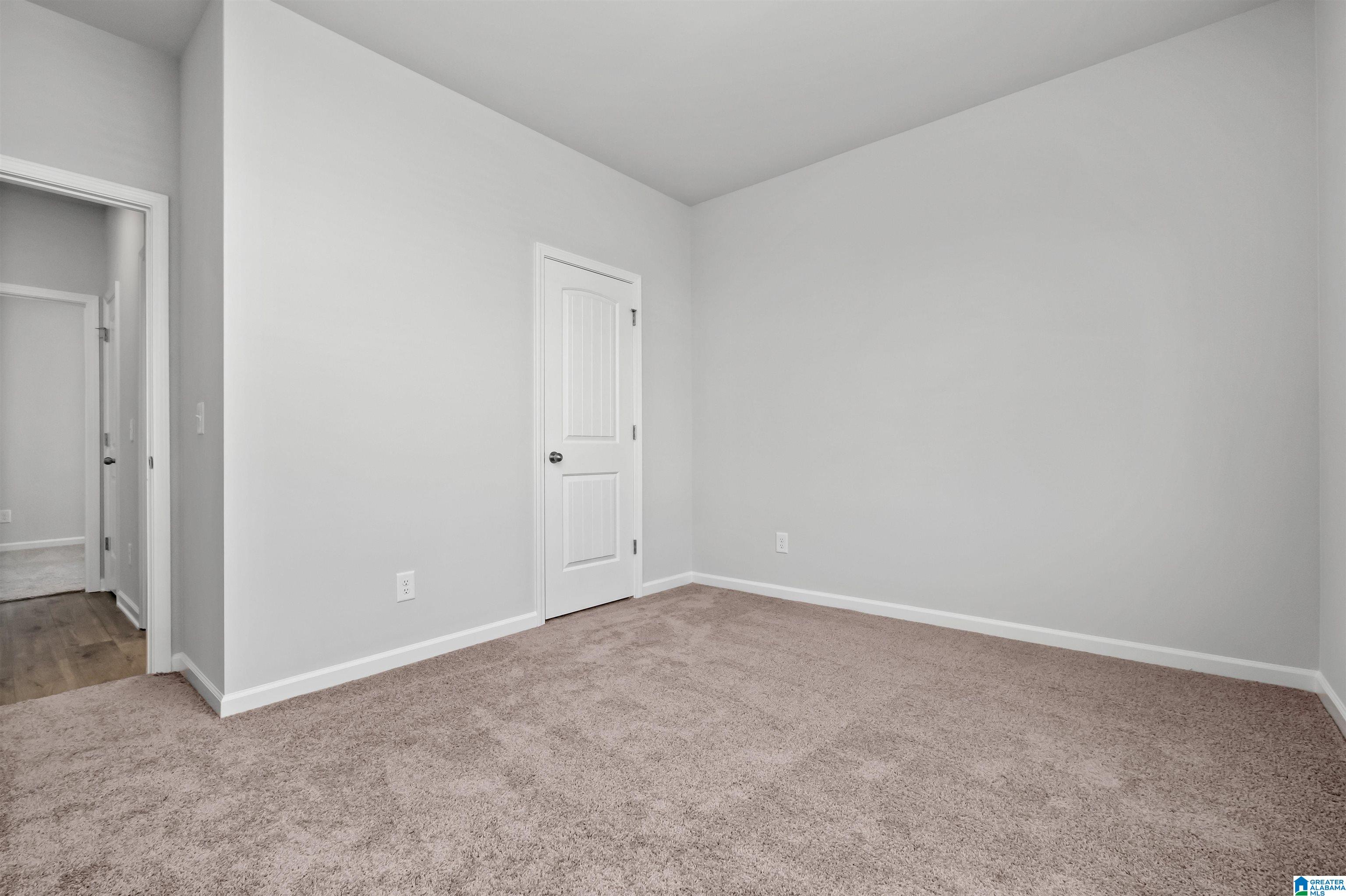 570 Ridgefield Drive Odenville, AL 35120 - Photo 7 of 22