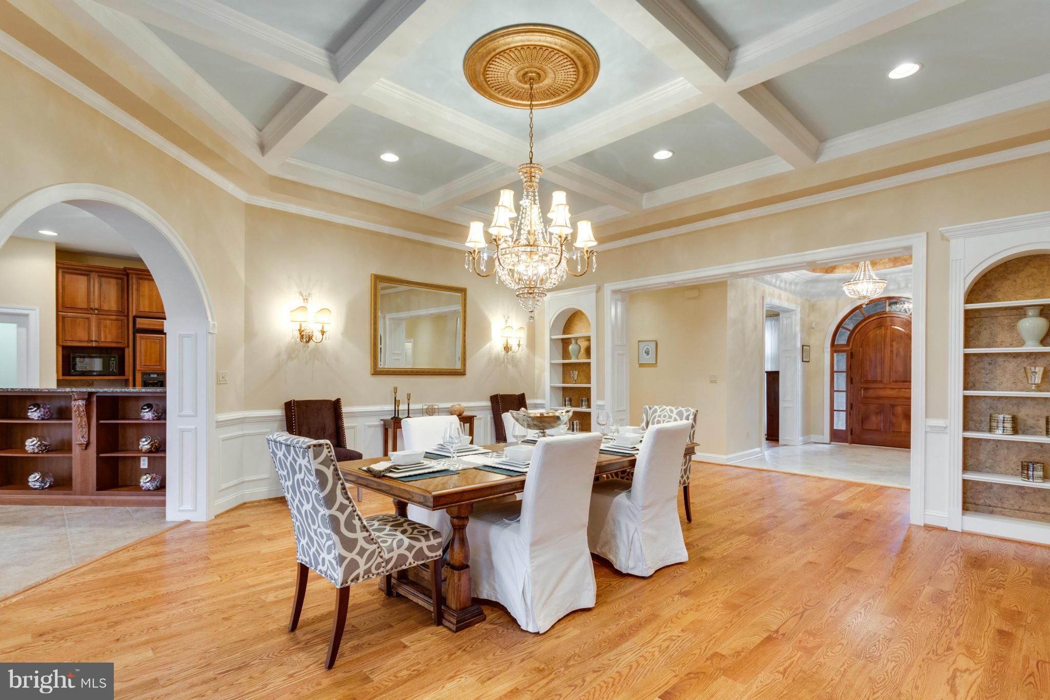 8720 Standish Road Alexandria, VA 22308 - Photo 2 of 30 Spectacular dining room with coffered ceiling