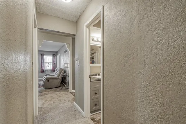 $225,000 | 19704 14th Terrace, Independence, MO 64056