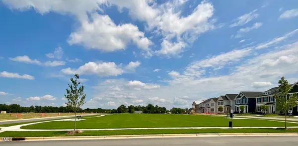 $1,850 | 27 Pansy Park, Clayton, NC 27520