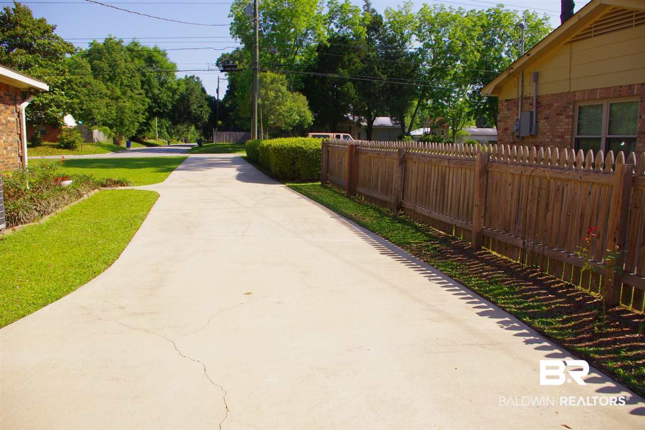 1006 Whispering Pines Road Daphne, AL 36526 - Photo 48 of 48