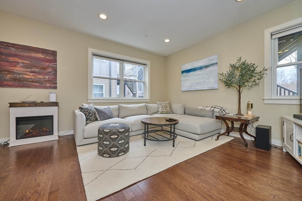 93 Brookley Road, Unit 1 Boston, MA 02130 - Photo 8 of 24 Gallery Image 8