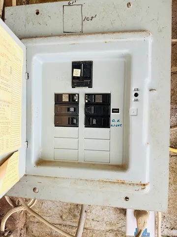 a view of a storage & utility room