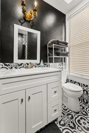 $373,000 | 1531 Court Avenue, Memphis, TN 38104