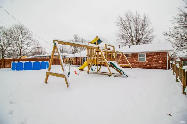 $137,100 | 522 Royale Drive, Union City, IN 47390