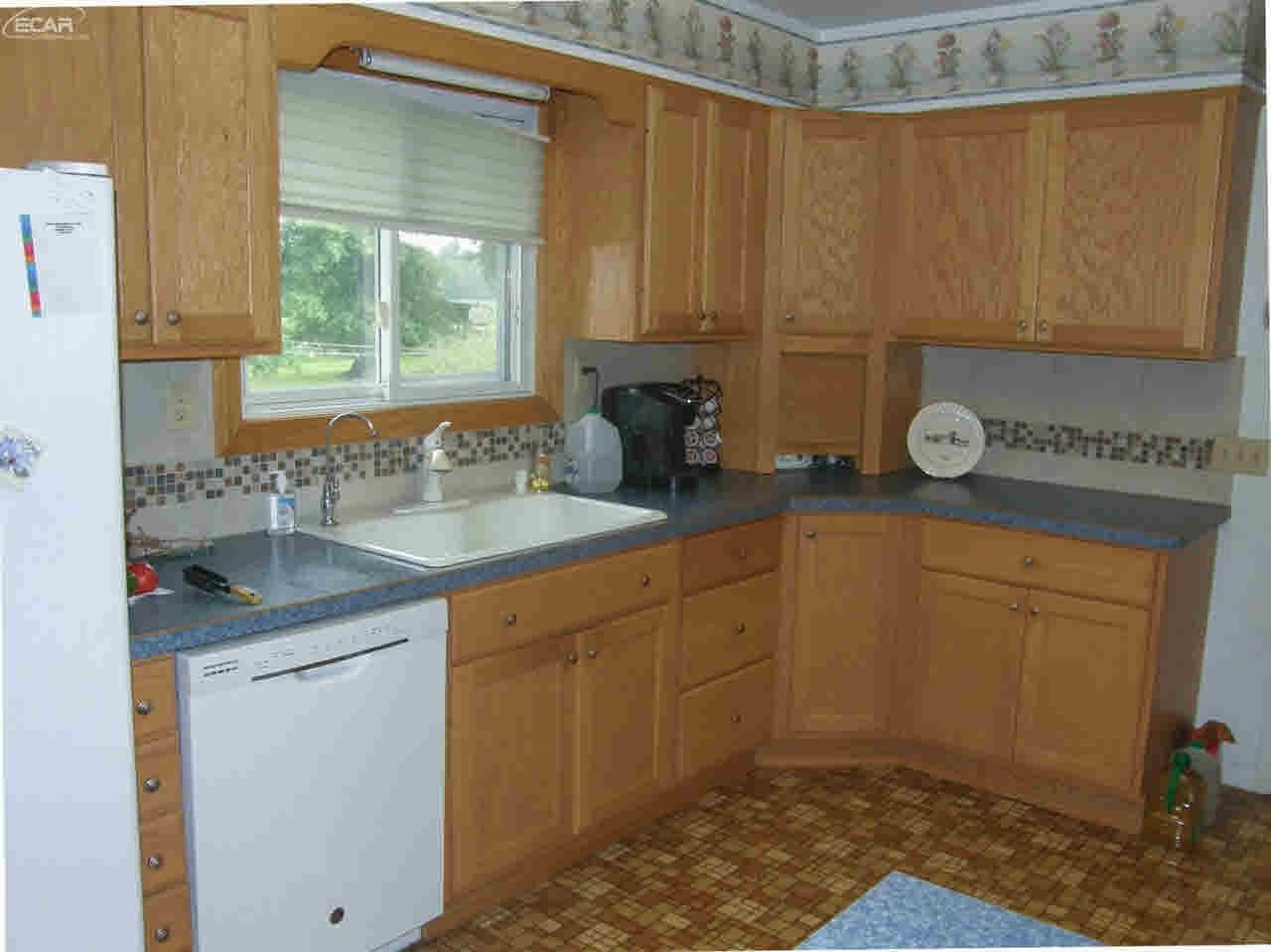 13500 Amman Road Chesaning, MI 48616 - Photo 9 of 16 21358270-8.JPG