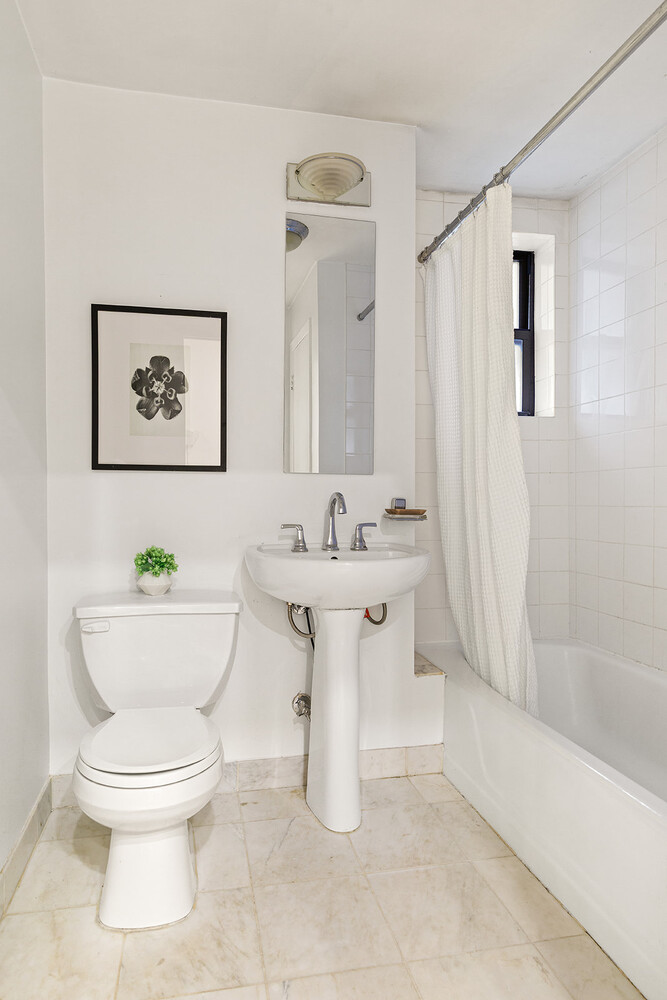 313 East 56th Street, Unit 2C Manhattan, NY 10022 - Photo 7 of 9 Gallery Image 7