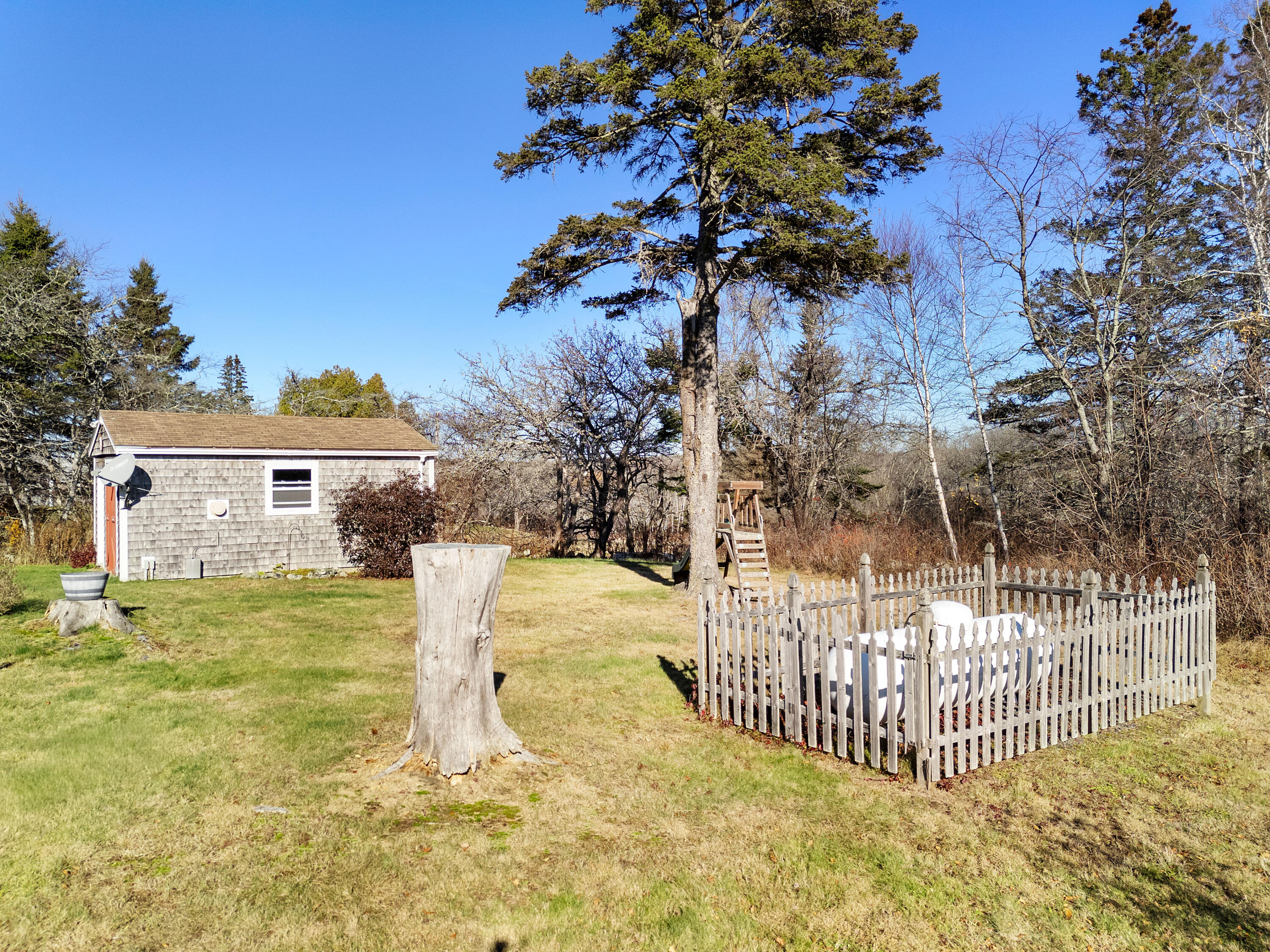 79 Glenmere Road Tenants Harbor, ME 04860 - Photo 51 of 74 DJI_20251119113748_0166_D