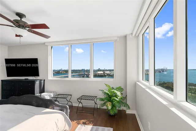 $835,000 | 244 Biscayne Boulevard, Unit 1703, Miami, FL 33132