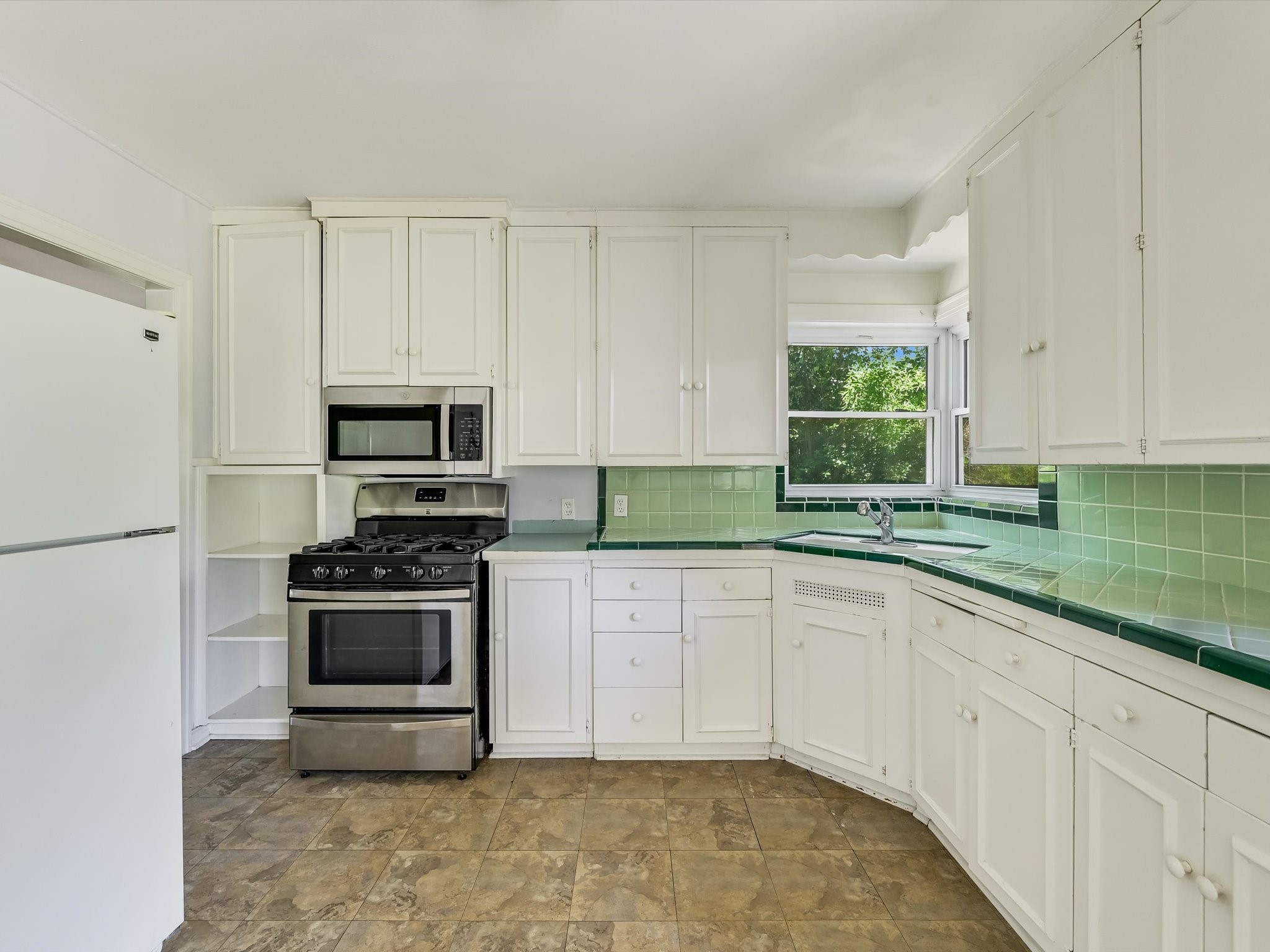 2323 Hartford Road Austin, TX 78703 - Photo 6 of 18