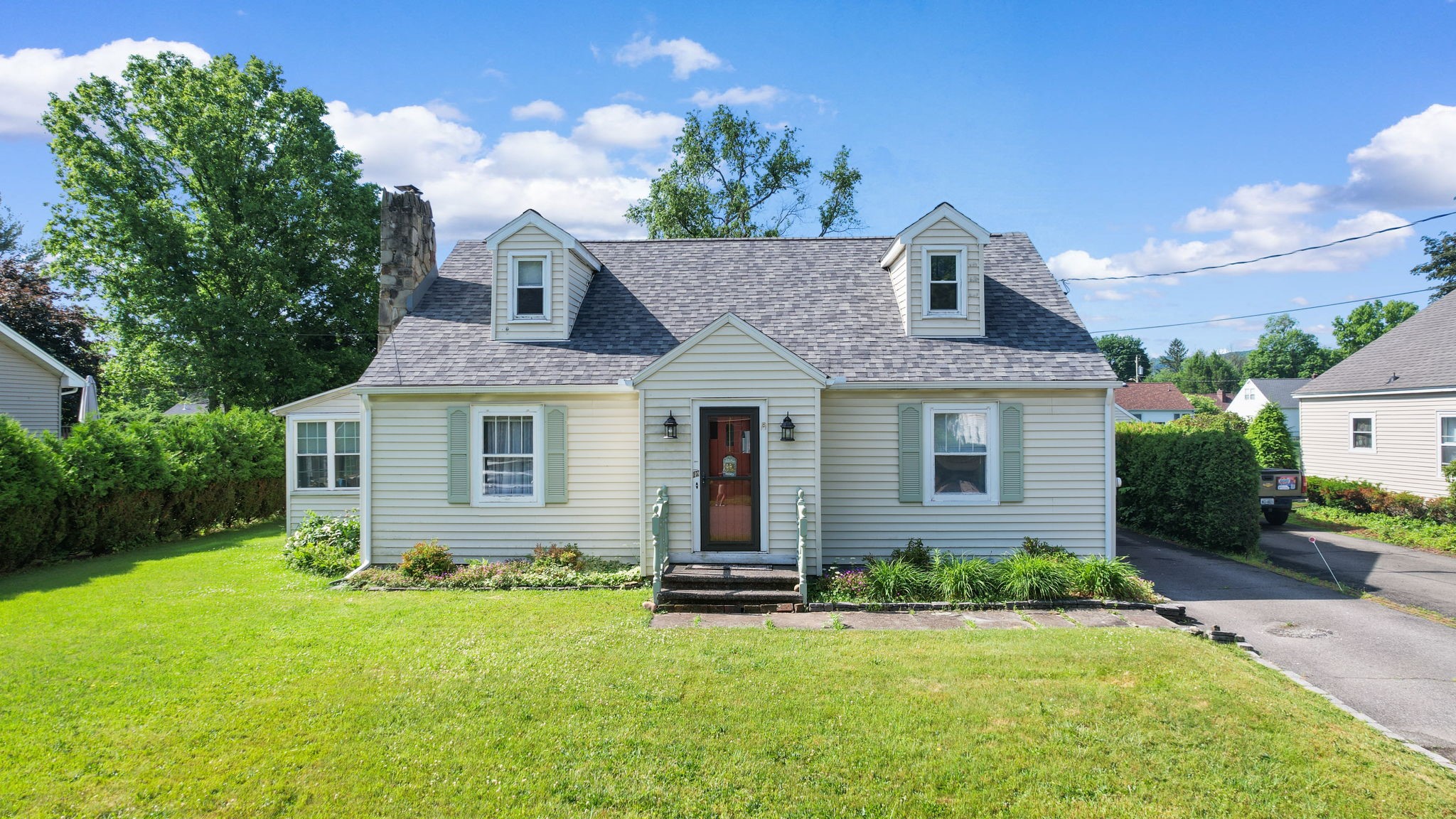 17 Wallace Road Binghamton, NY 13905 - Photo 1 of 23
