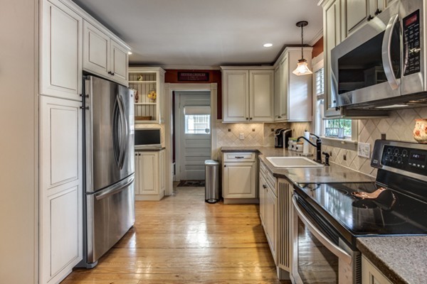 51 Ramshead Road Medford, MA 02155 - Photo 15 of 30 Gallery Image 15