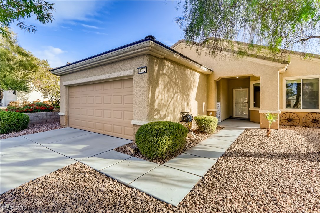 3043 Hickory Valley Road Henderson, NV 89052 - Photo 3 of 39 Gallery Image 3