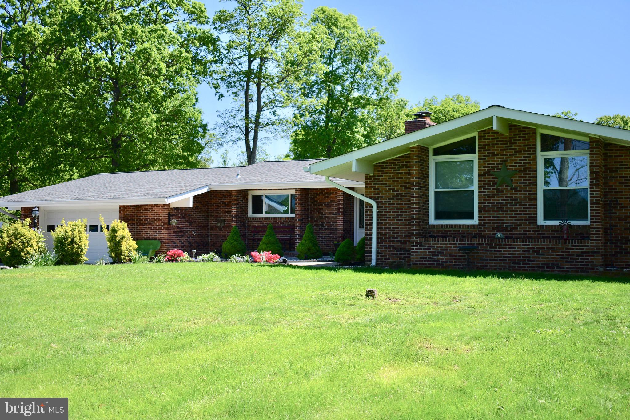 4319 Hoffmanville Road Manchester, MD 21102 - Photo 3 of 52 Front of House