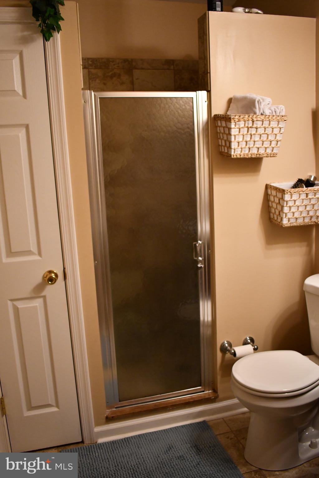 4319 Hoffmanville Road Manchester, MD 21102 - Photo 27 of 52 Master Bathroom