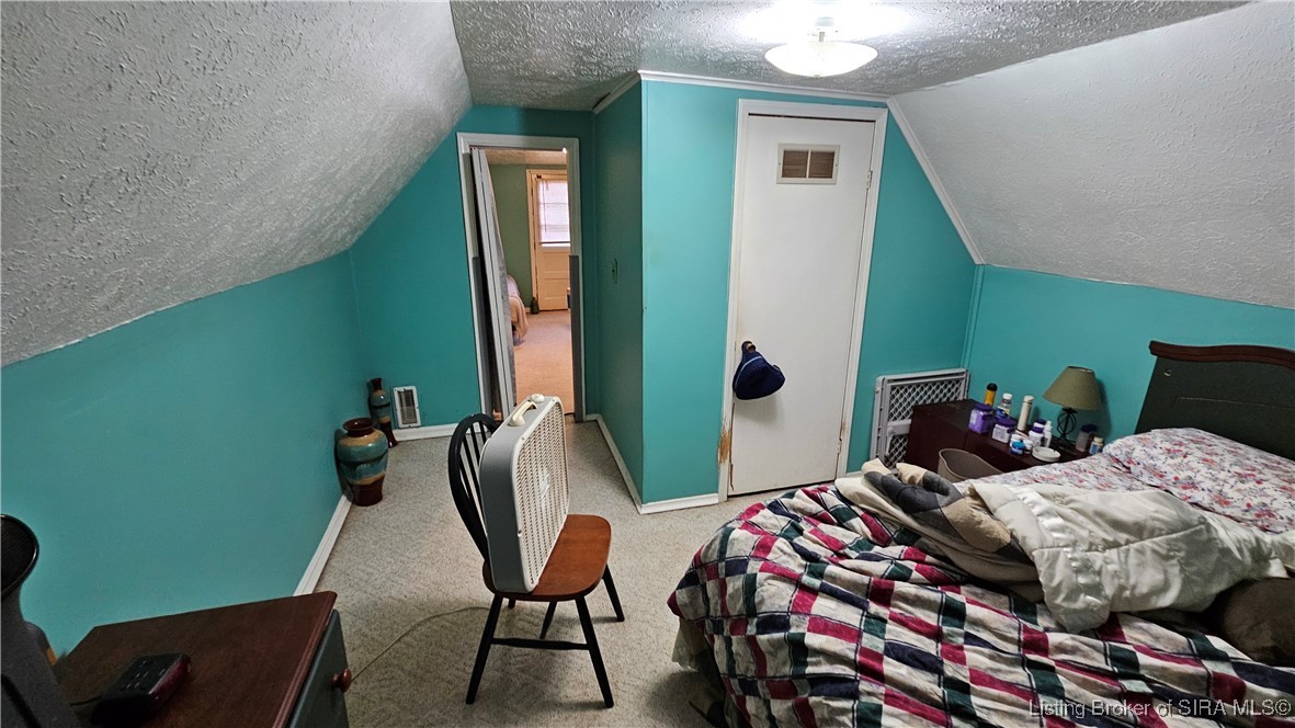 8875 Highway 64 Georgetown, IN 47122 - Photo 34 of 46 Primary Bedroom