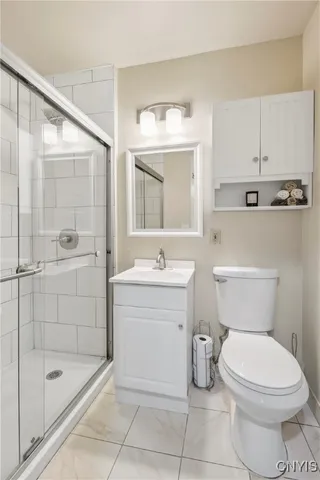 $3,500 | 40 Lakeview Circle, Unit 2, Skaneateles, NY 13152