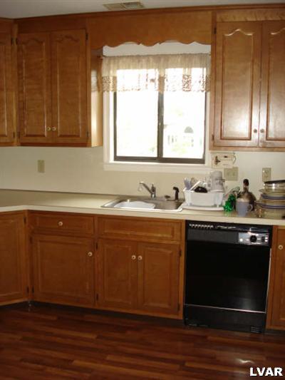 895 Cold Spring Road, Unit 9 Allentown, PA 18103 - Photo 6 of 9 Gallery Image 6