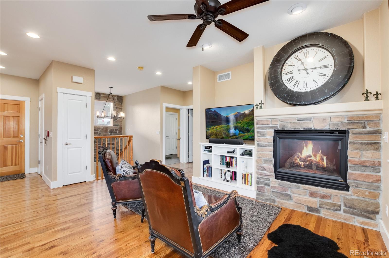 26228 Snowdrop Road Evergreen, CO 80439 - Photo 7 of 40 Gallery Image 7