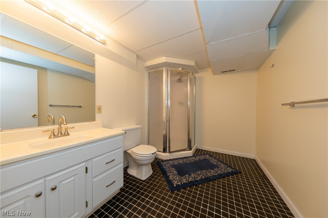 32099 Pinetree Road Pepper Pike, OH 44124 - Photo 28 of 35