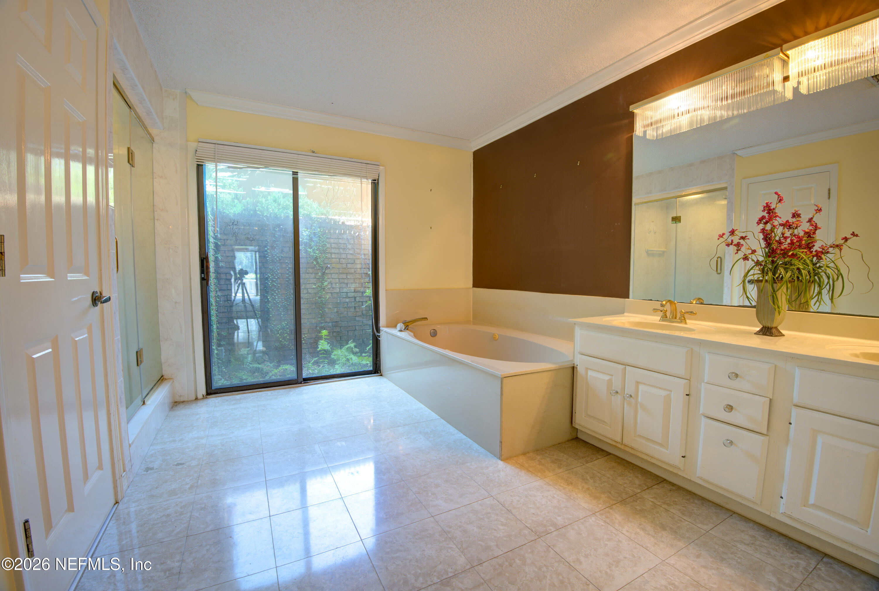 4251 Monument Road, Unit 403 Jacksonville, FL 32225 - Photo 21 of 37 Primary Bath