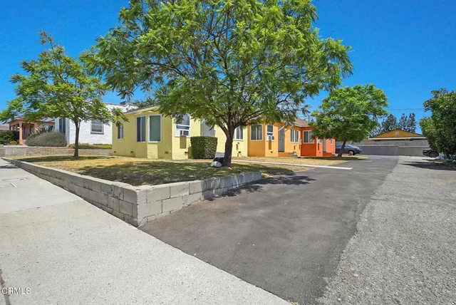 $2,000 | 438 South Fremont Avenue, Unit B, Alhambra, CA 91801