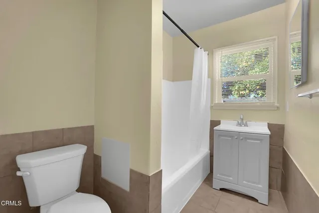 $2,000 | 438 South Fremont Avenue, Unit B, Alhambra, CA 91801